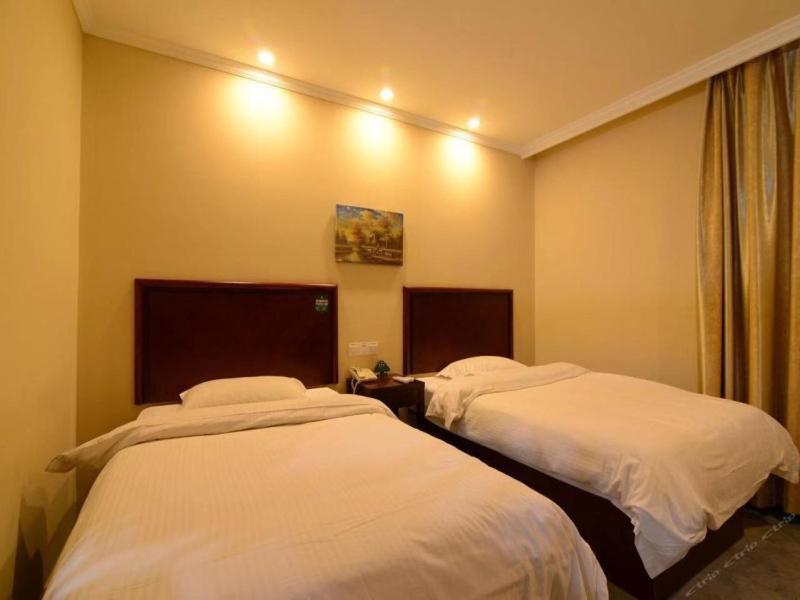 Greentree Inn Jiangsu Zhenjiang Dingmao Industrial Park Wode Square Express Hotel Ngoại thất bức ảnh