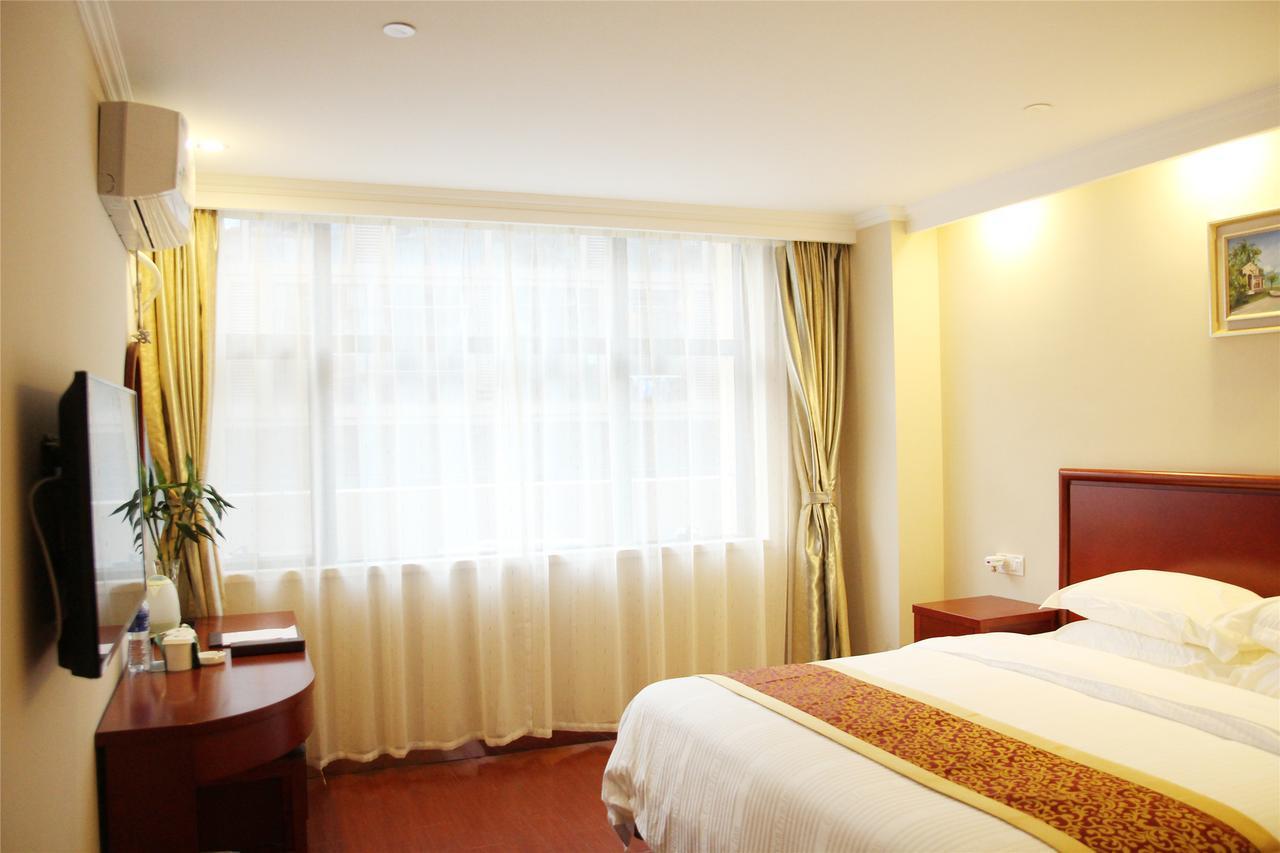 Greentree Inn Jiangsu Zhenjiang Dingmao Industrial Park Wode Square Express Hotel Ngoại thất bức ảnh